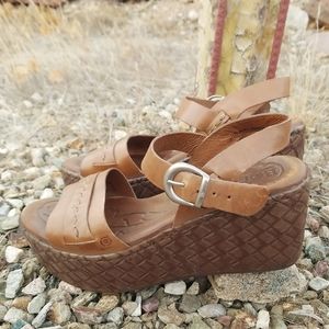 Born Made in Mexico Leather Basketweave Wedge Sandals Sz 38